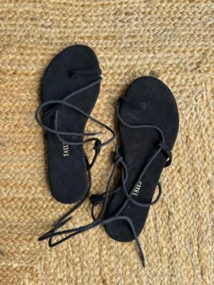 Jo suede