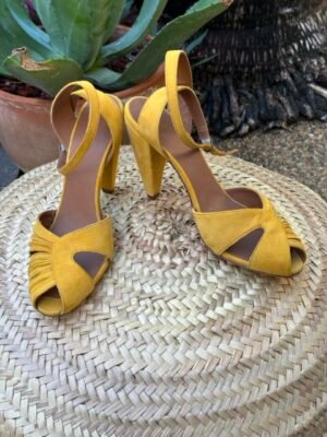 Carmen pump