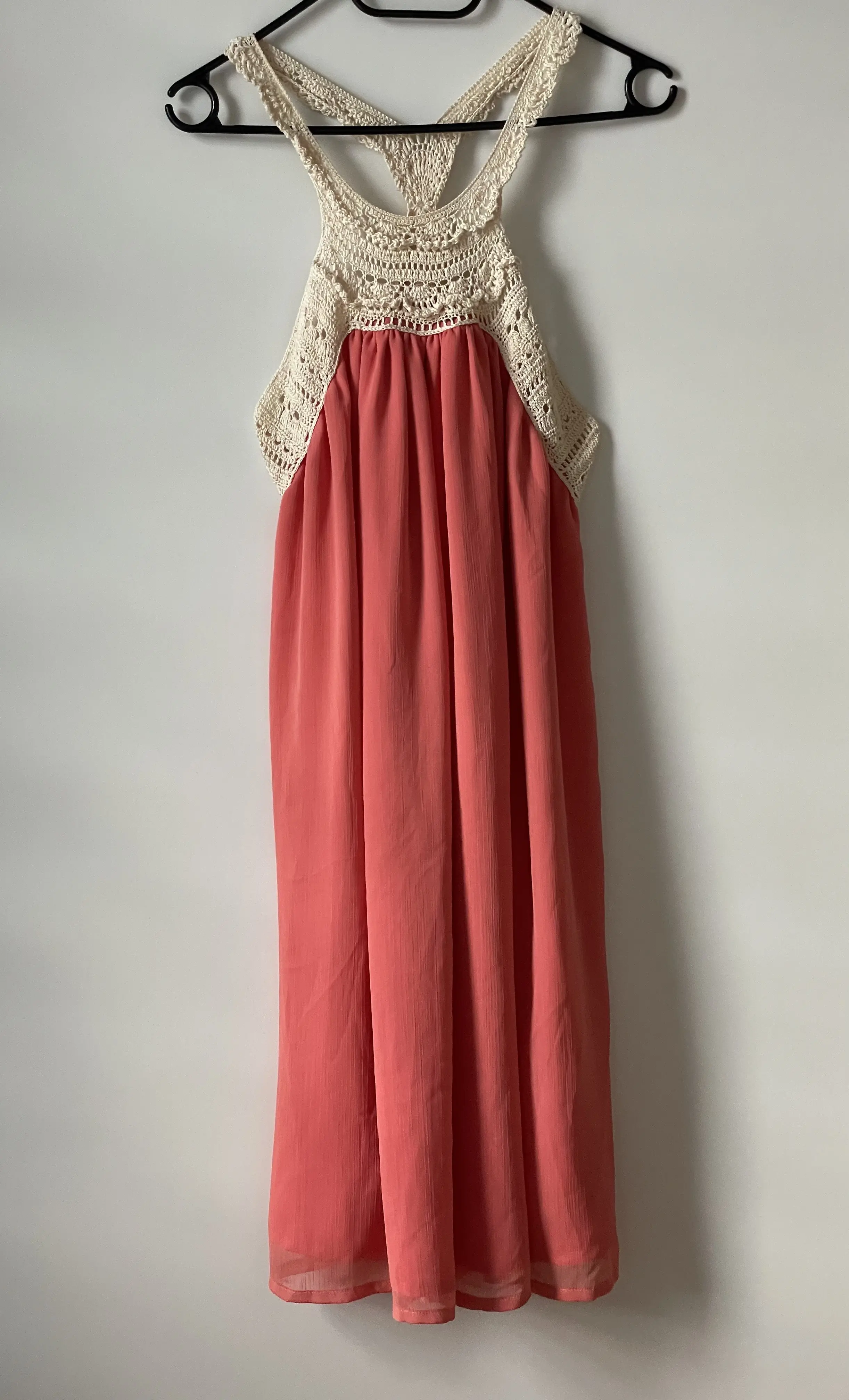 Robe Zoé disponible sur la boutique en ligne 974 Les Cocottes